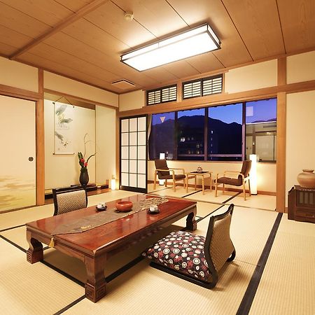 Kotobukiso Hotel Yumura Exterior foto